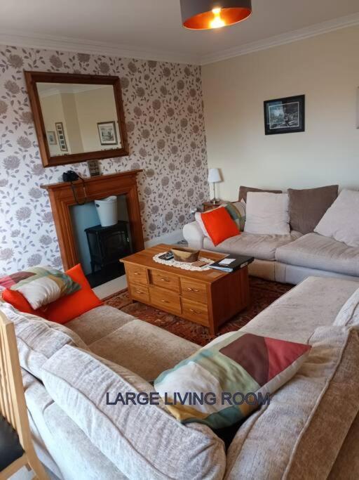 Harlech/Huge Three Bedroom/Best Location Llanbedr  Dış mekan fotoğraf